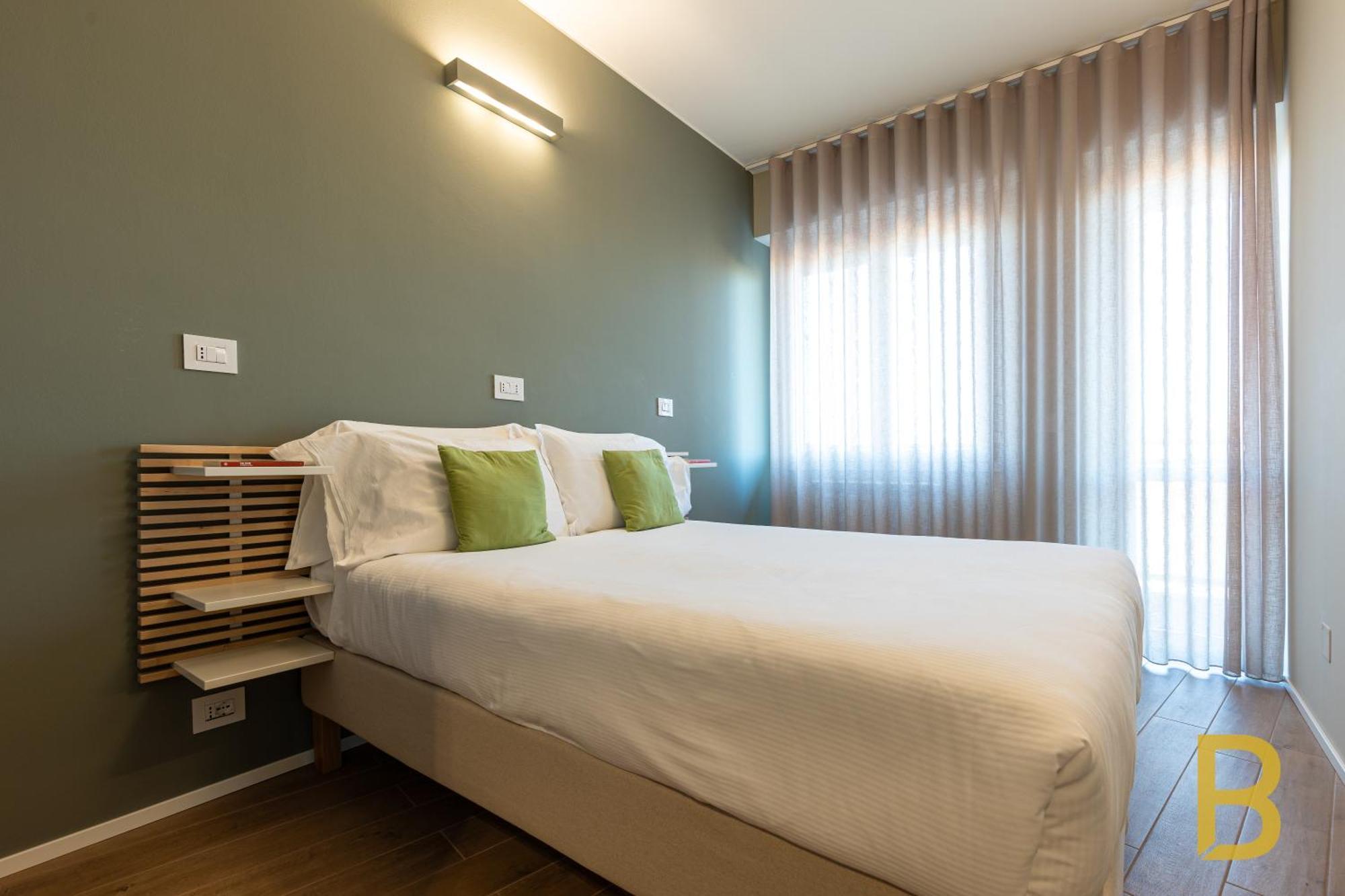 Beplace Apartments In Primaticcio Milan Exterior photo
